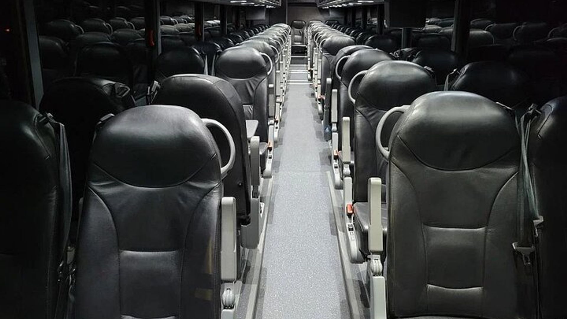 San Francisco to Palisades Lake Tahoe Ski Bus image 3
