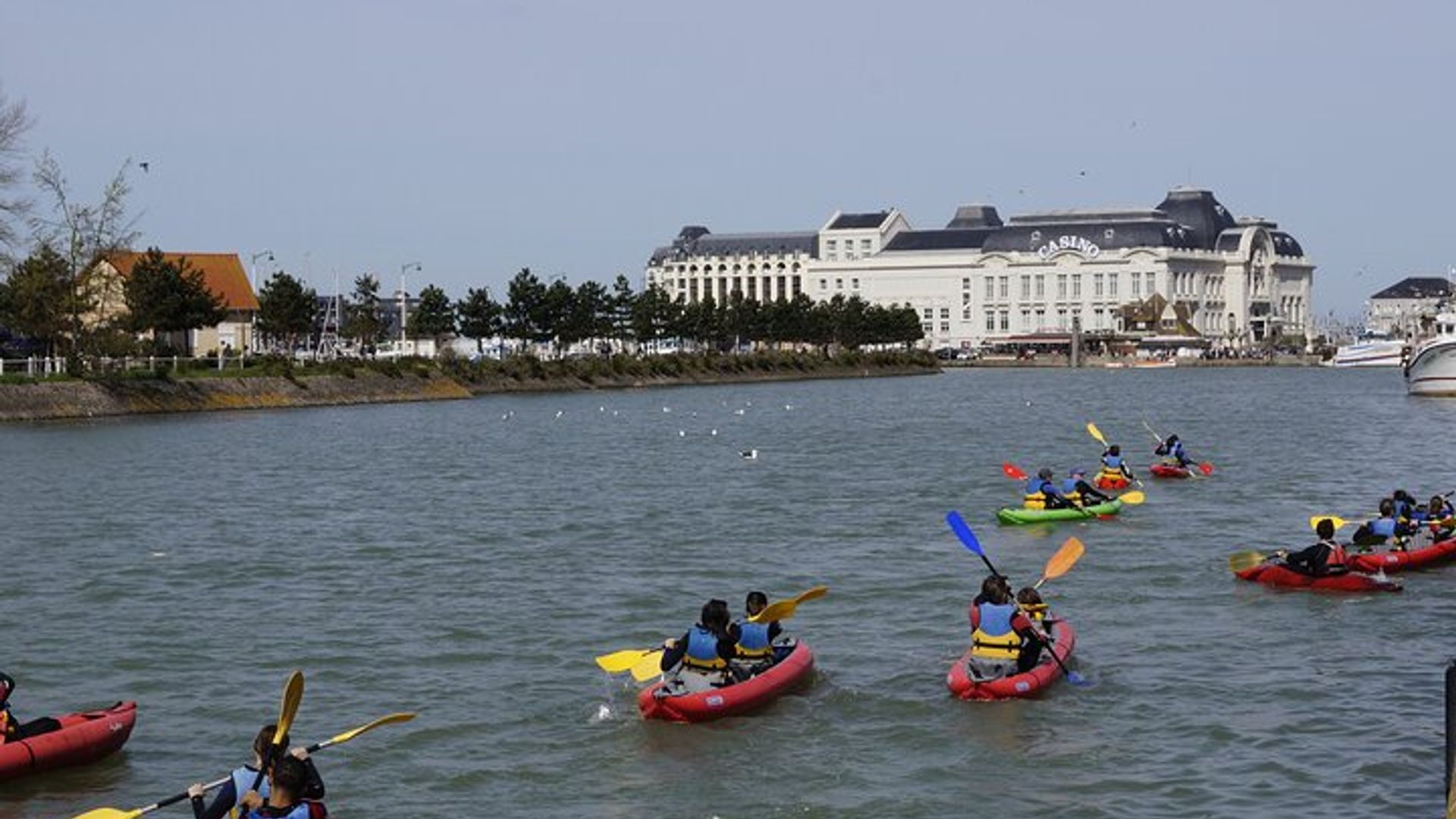 Kayak, Un viaje en el tiempo a lo largo del agua