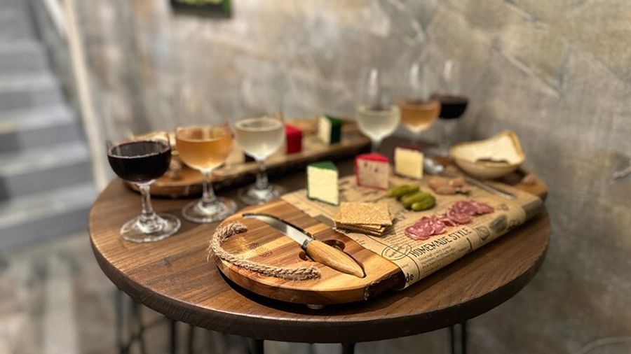 Bath: Wine and Cheese Tasting Experience