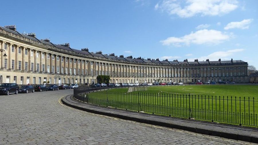 Bath Tour - 3 Hour Private Tour with Local Guide, £220 per group