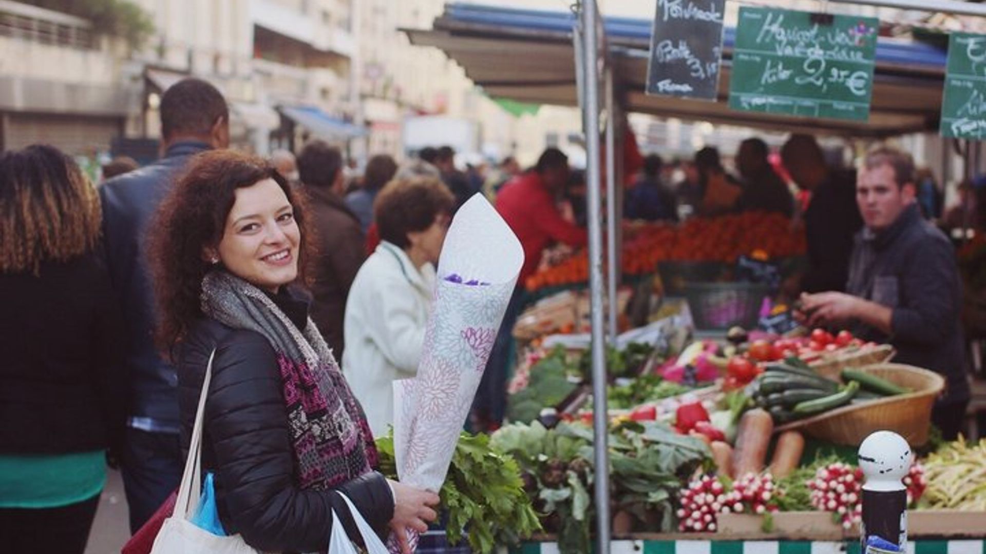 Paris Bastille Food Tasting and Market Tour