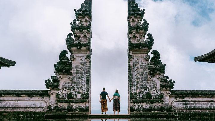 Bali Instagram: Gate of Heaven Temple Tour