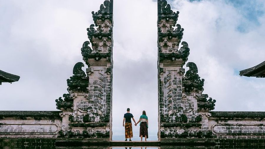 Bali Instagram: Gate of Heaven Temple Tour