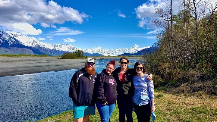 Anchorage Small-Group Mystery Sightseeing Tour