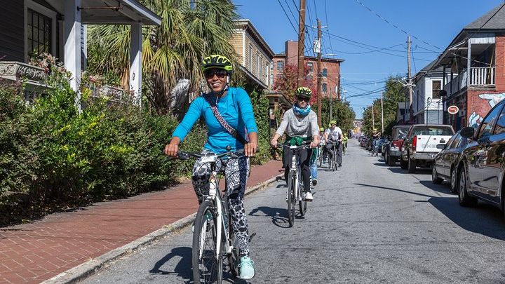 Guided Bike Tour in Atlanta with Snacks
