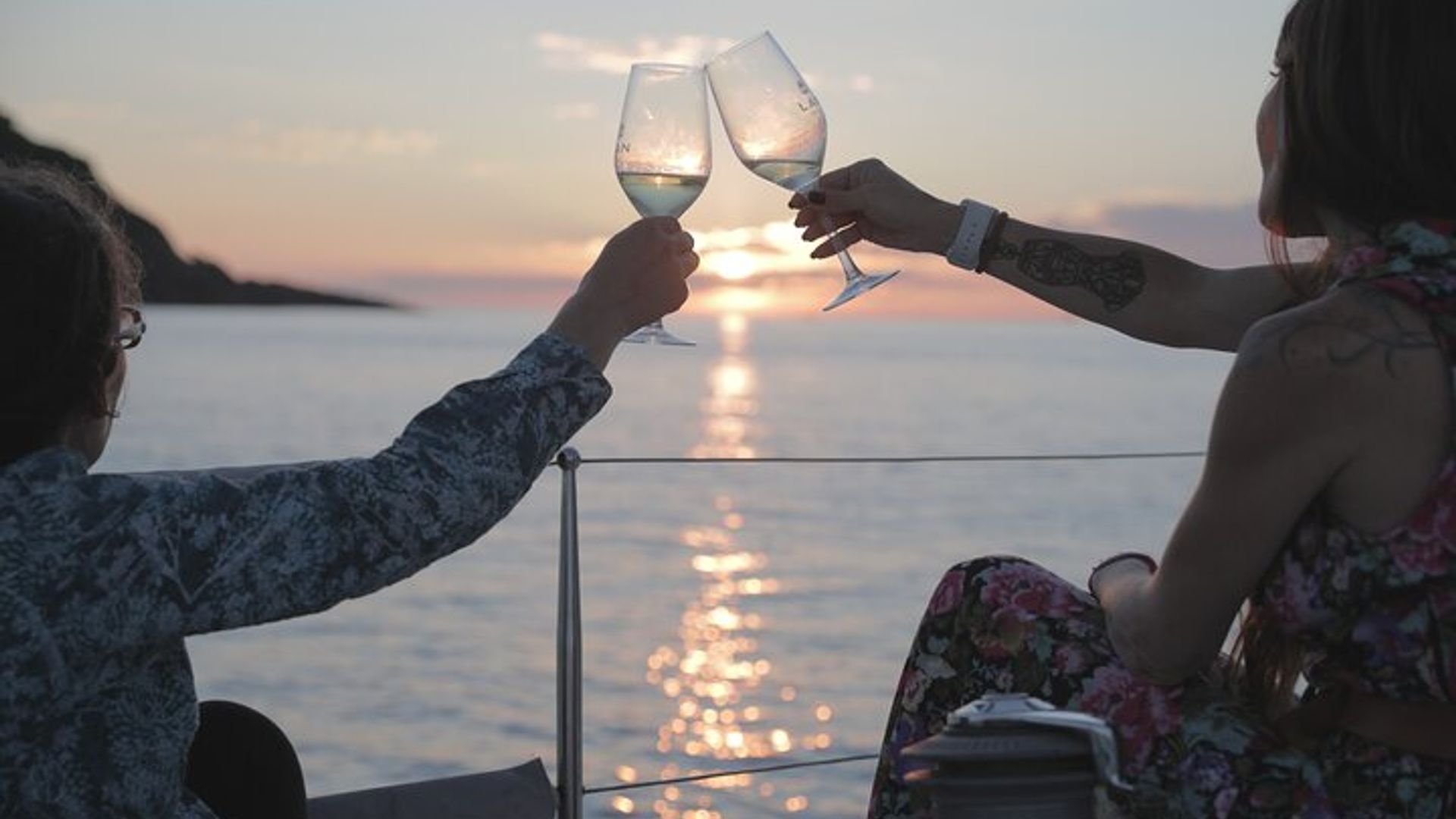 Expérience de visite privée à la voile au coucher du soleil à Saint-Sébastien