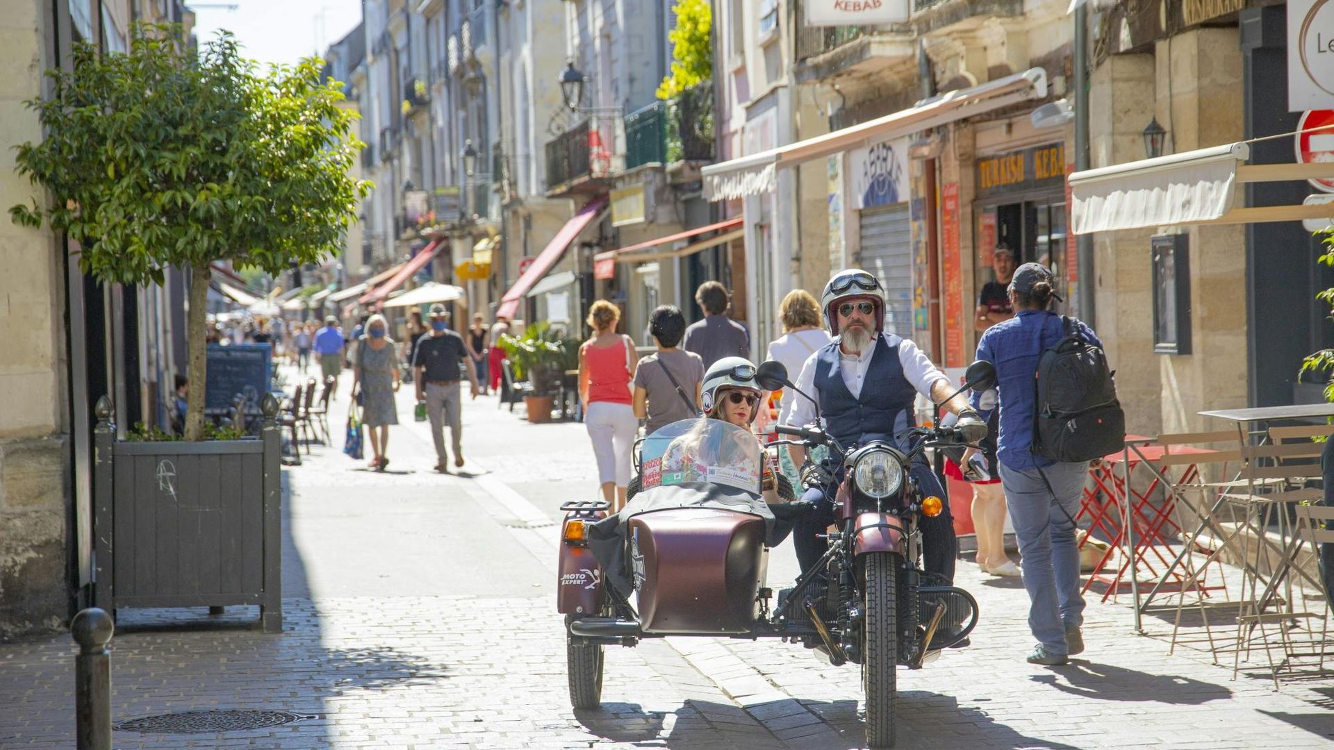 Retro Classic sidecar tour from Tours