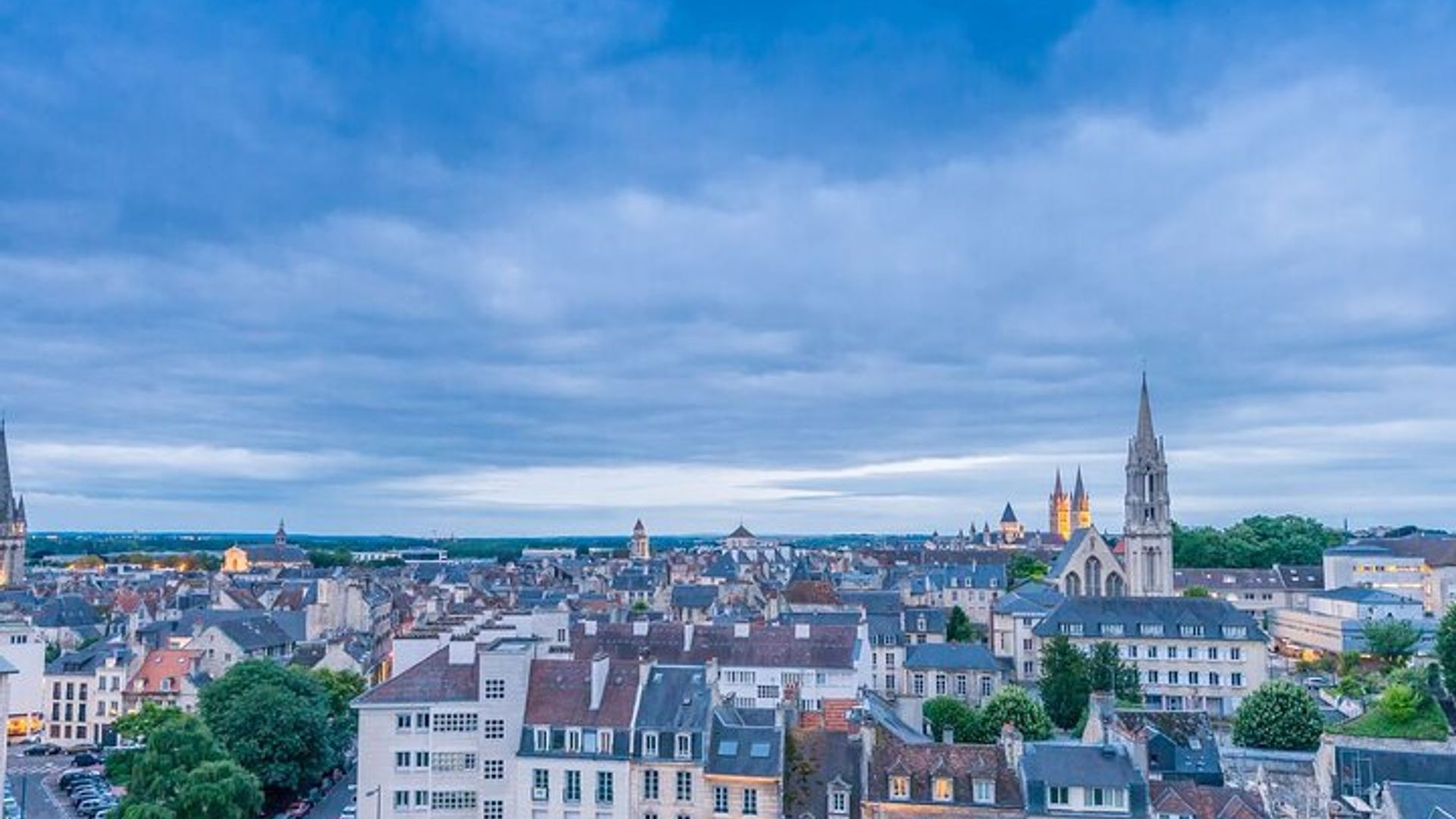 Caen Private Wanderung mit einem Einheimischen