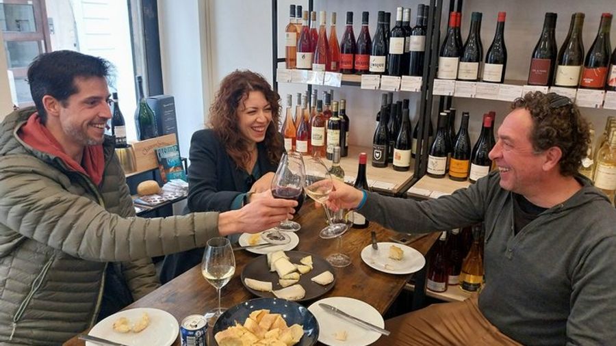 Marseille Guided Food Tour with 10 Locals Favorites Tastings