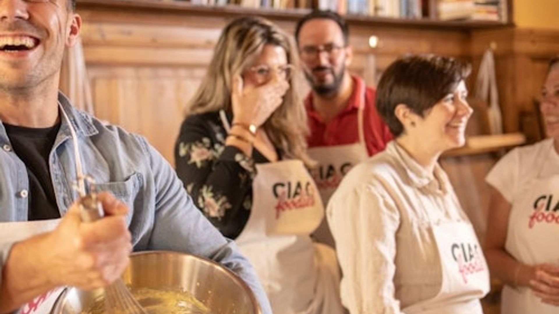 Florence: Pizza & Gelato Making Workshop + Unlimited Wine