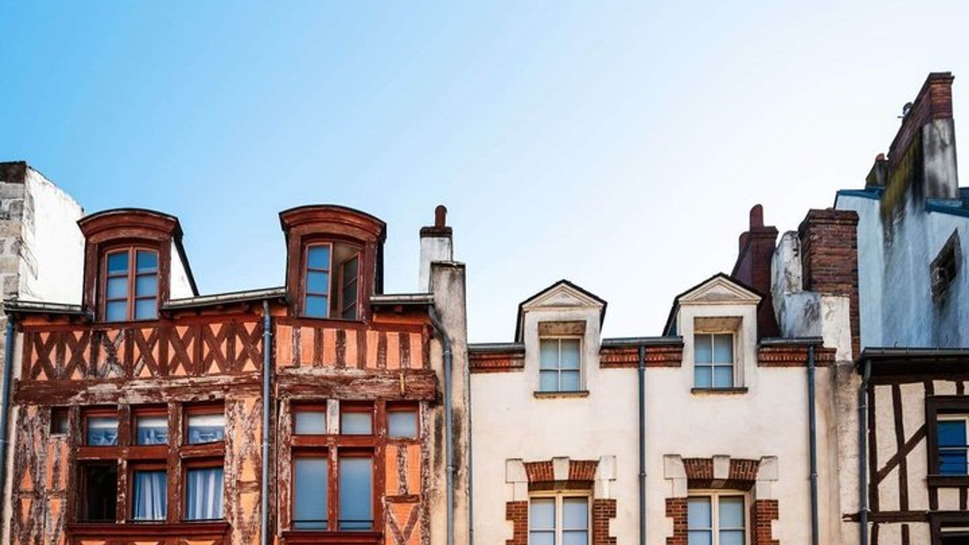 Bonjour Limoges : Privé 2 - Heure Intro City Walk avec Guide Local
