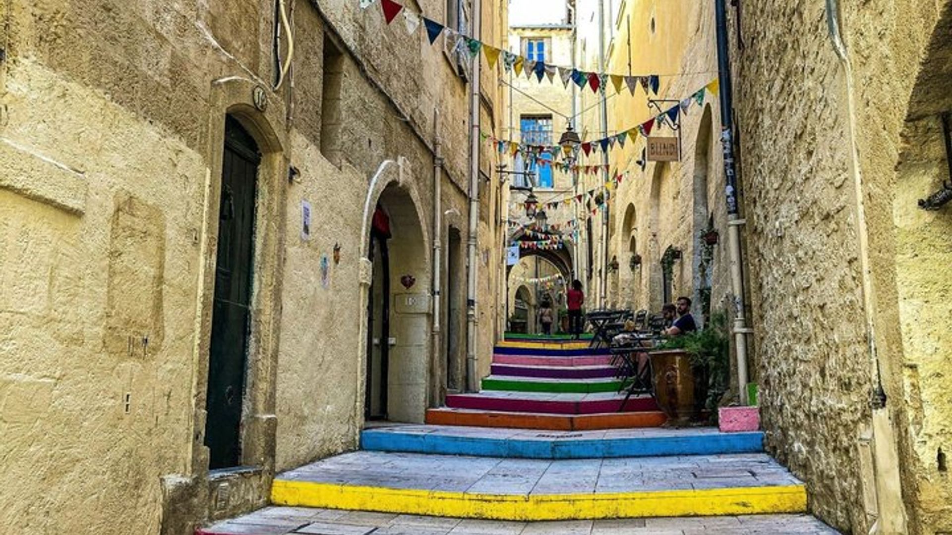Montpellier búsqueda del tesoro & tour a pie autoguiado