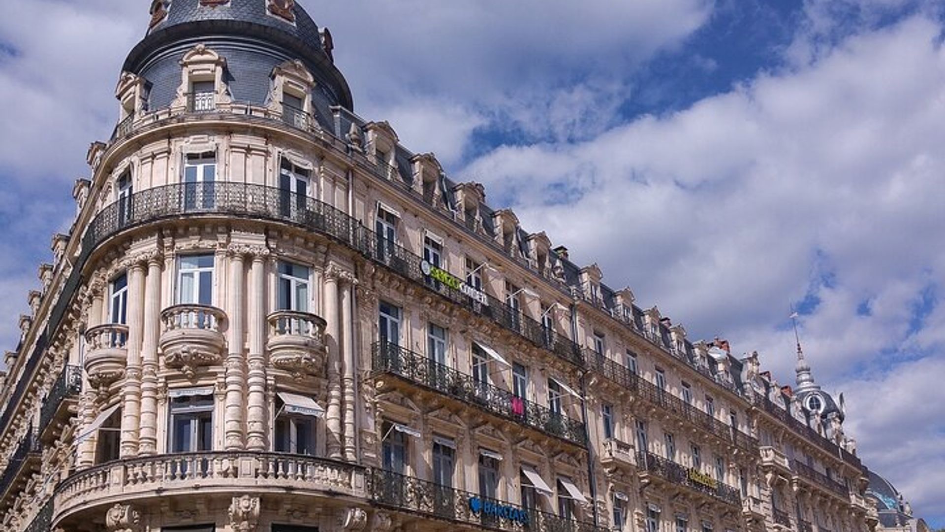Transfert privé de Lyon à Montpellier avec un arrêt de 2 heures