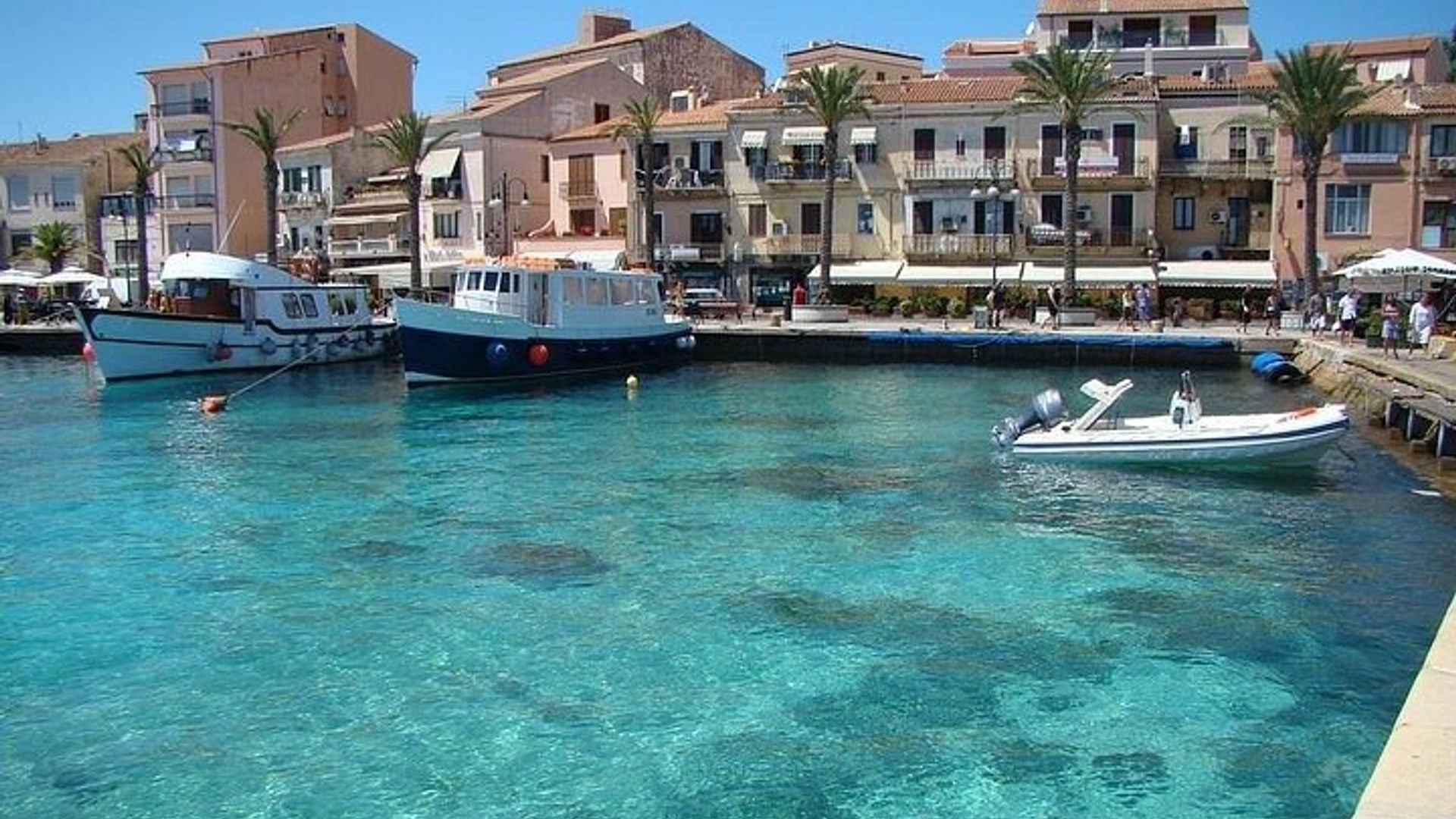 Tour Privado de Barco pelo Arquipélago da Maddalena