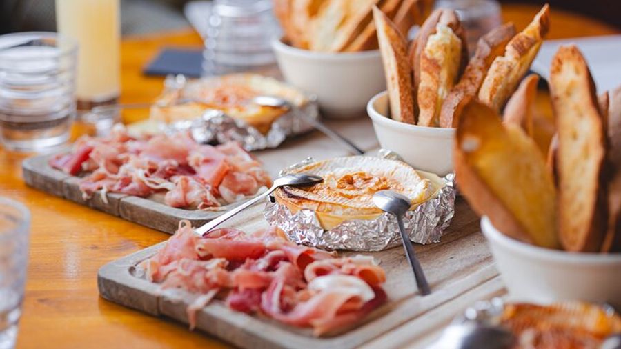 Marseille: Small-Group Food Tasting Walking Tour