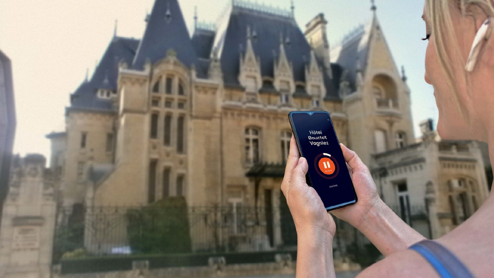 Amiens: 3.15 hours and 15 minutes audio guided walking tour and 27 audio comments