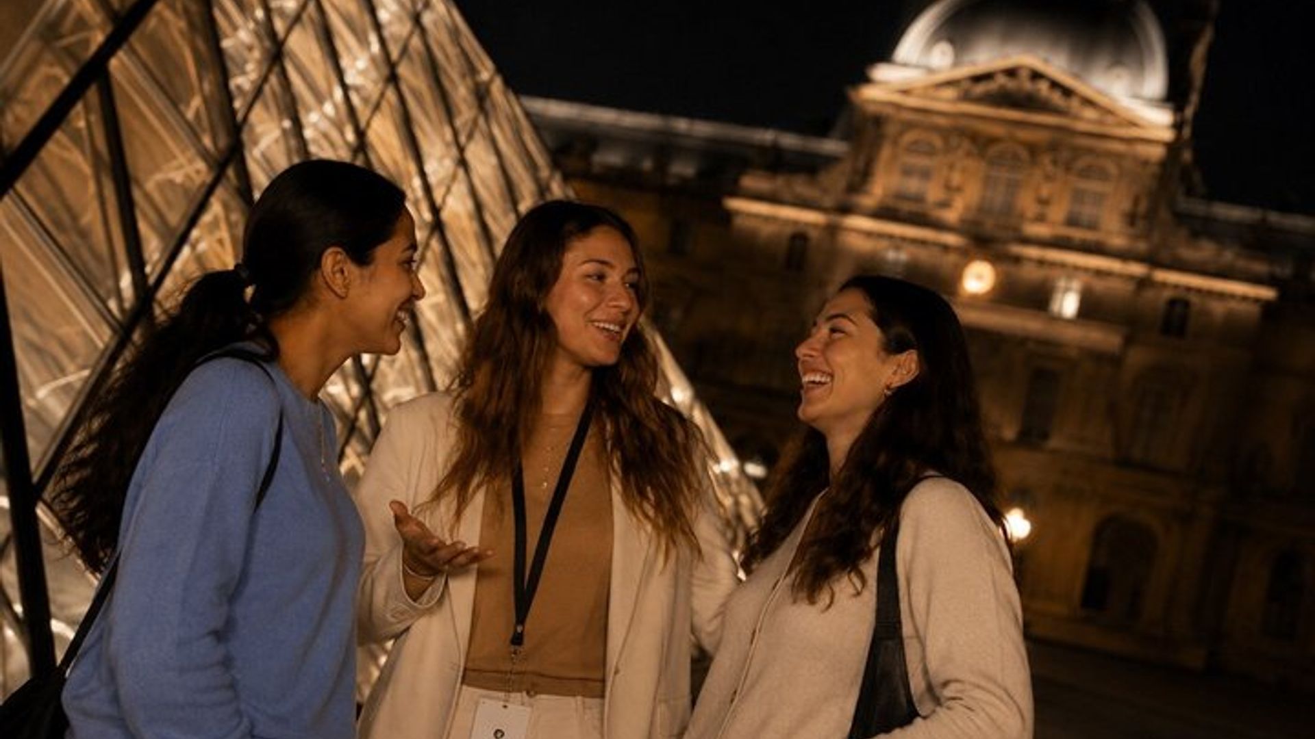 Louvre Museum by Night: Small-Group Tour with Tickets