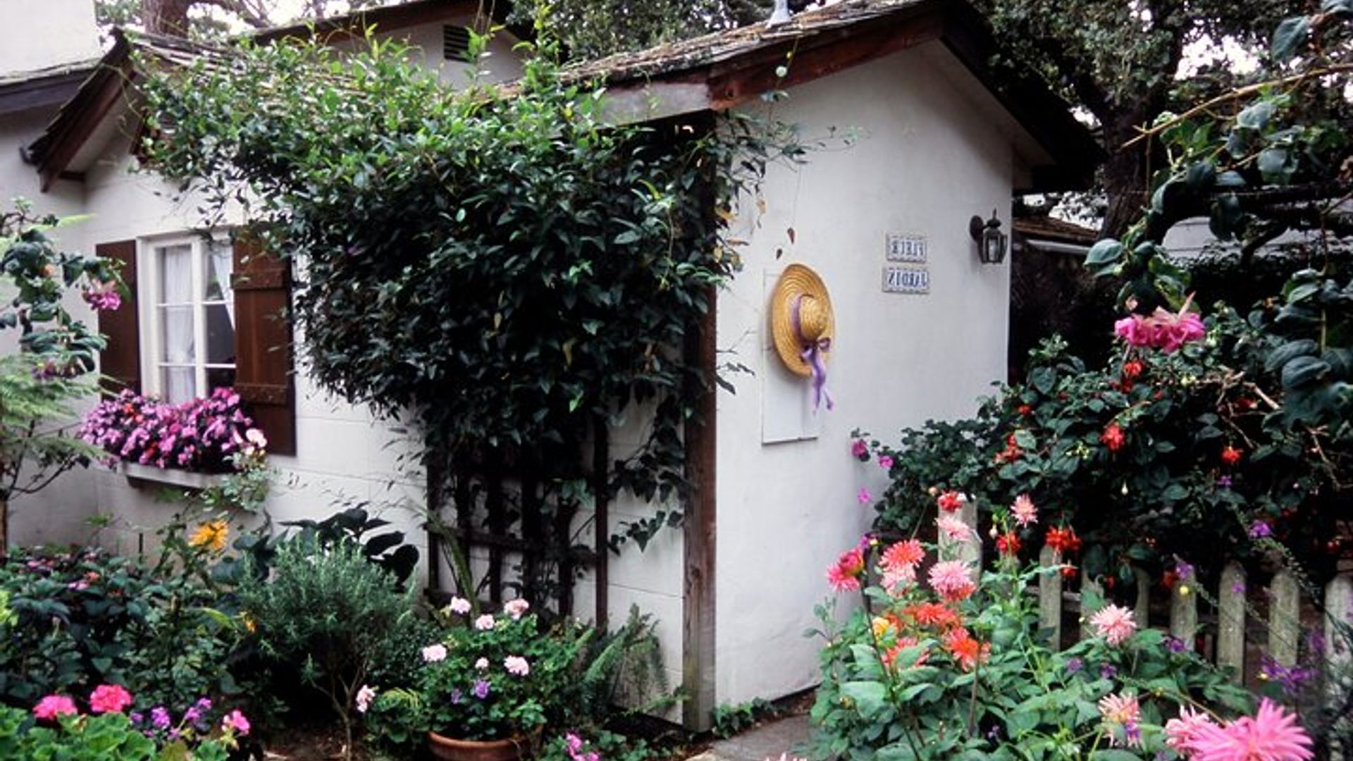 property.imageAlt