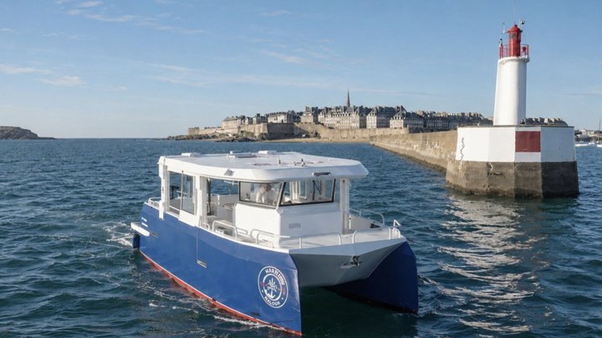 Saint Malo Bay Small-Group Boat Cruise With Live Commentary