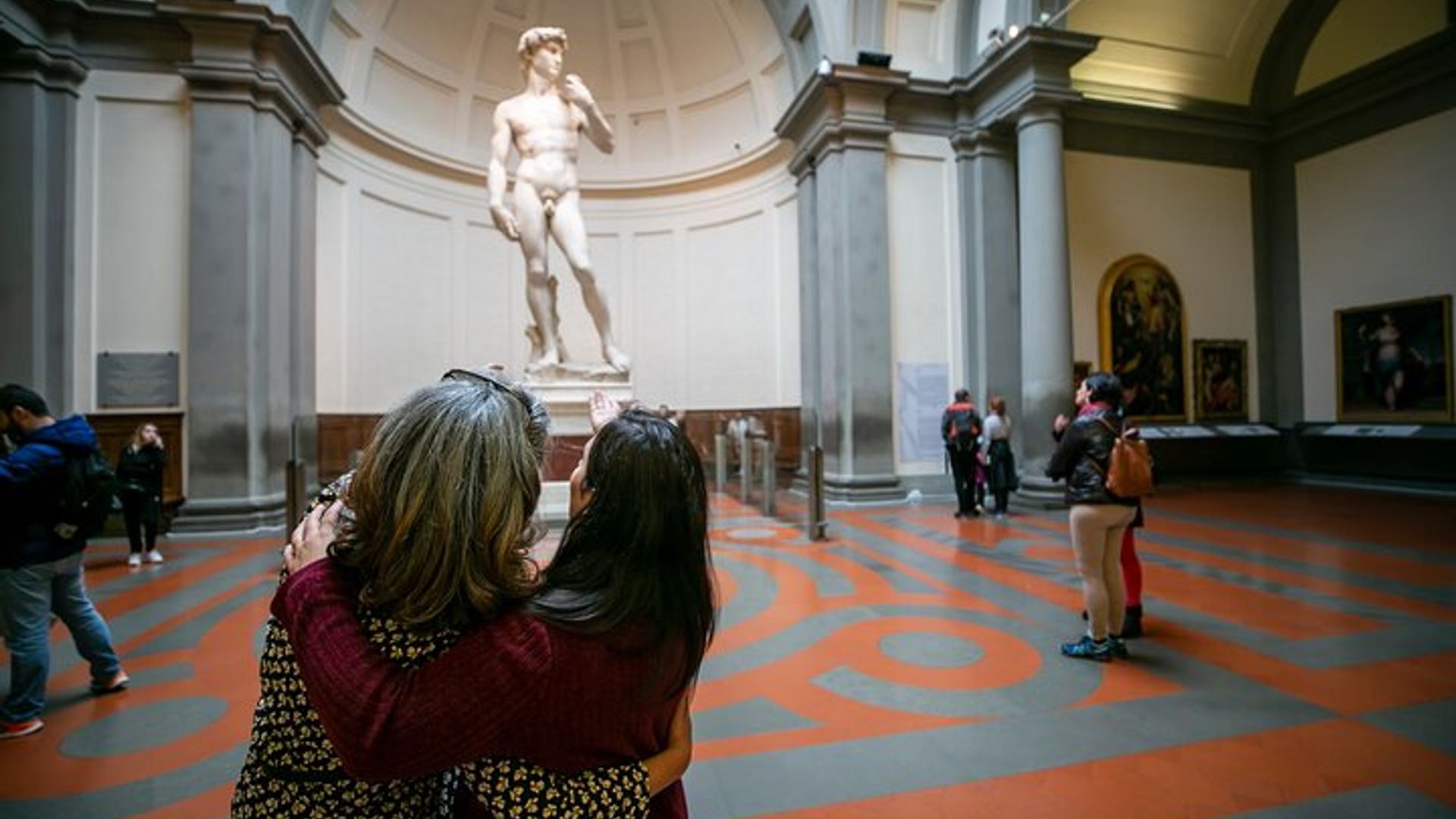 Florence: Private Walking Tour with Skip-the-Line Accademia Access