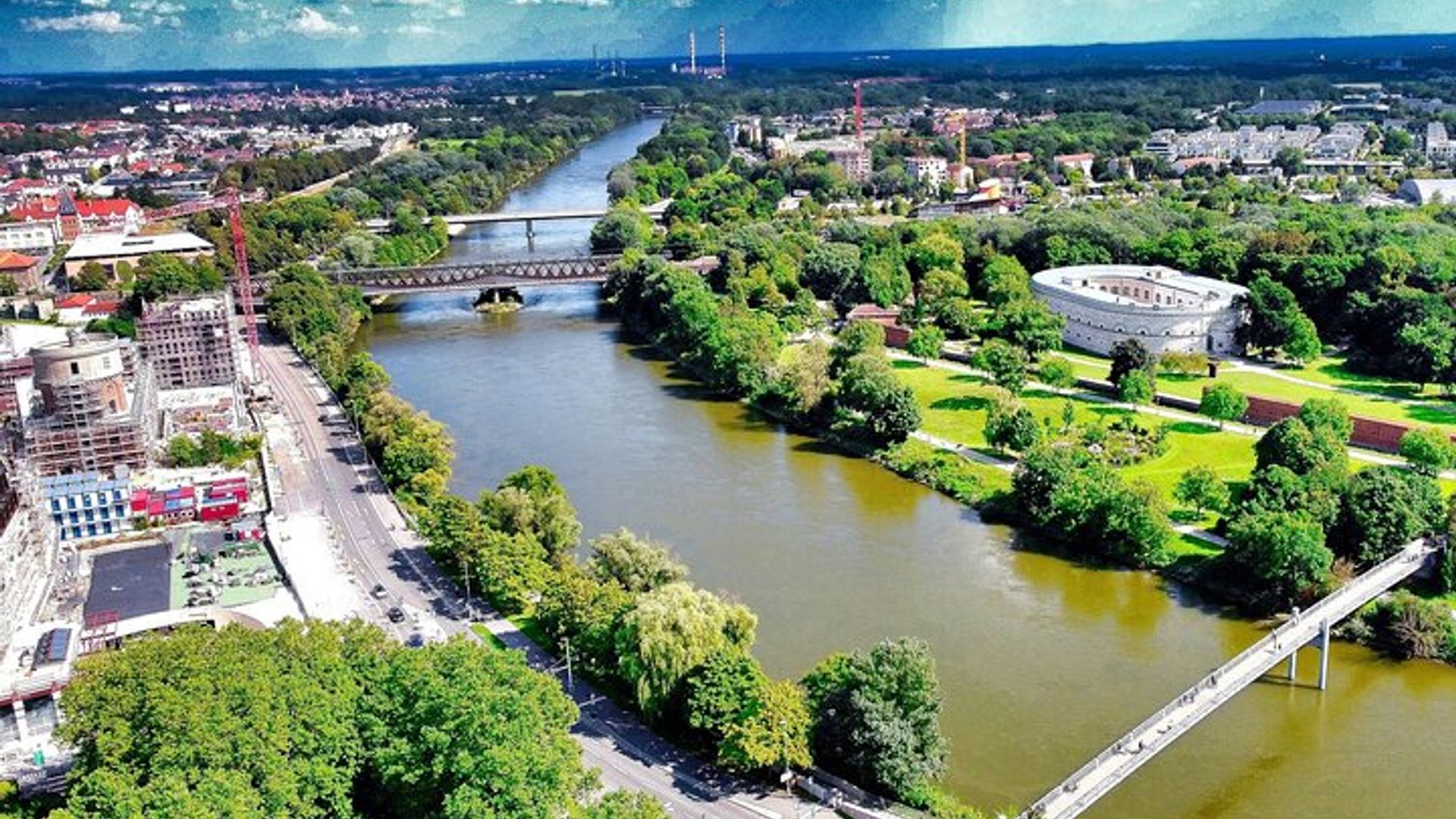 Private Tour from Munich to Ingolstadt + Audi Museum and Dachau