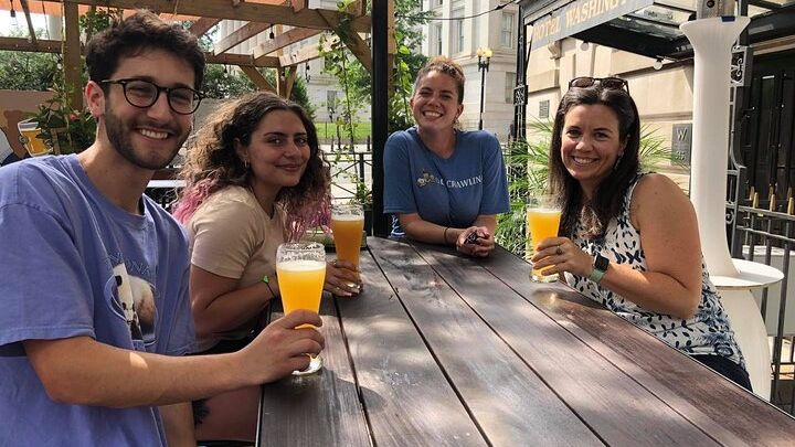 Washington DC Small-Group History Pub Crawl