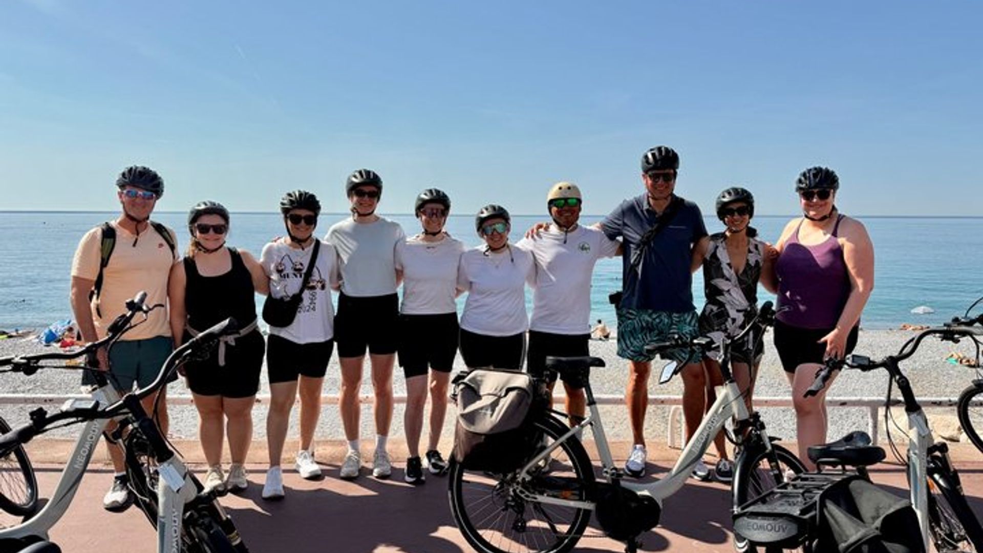 Nice 4 - à 5 - Visite en vélo électrique en petit groupe de vignoble de dégustation de vin