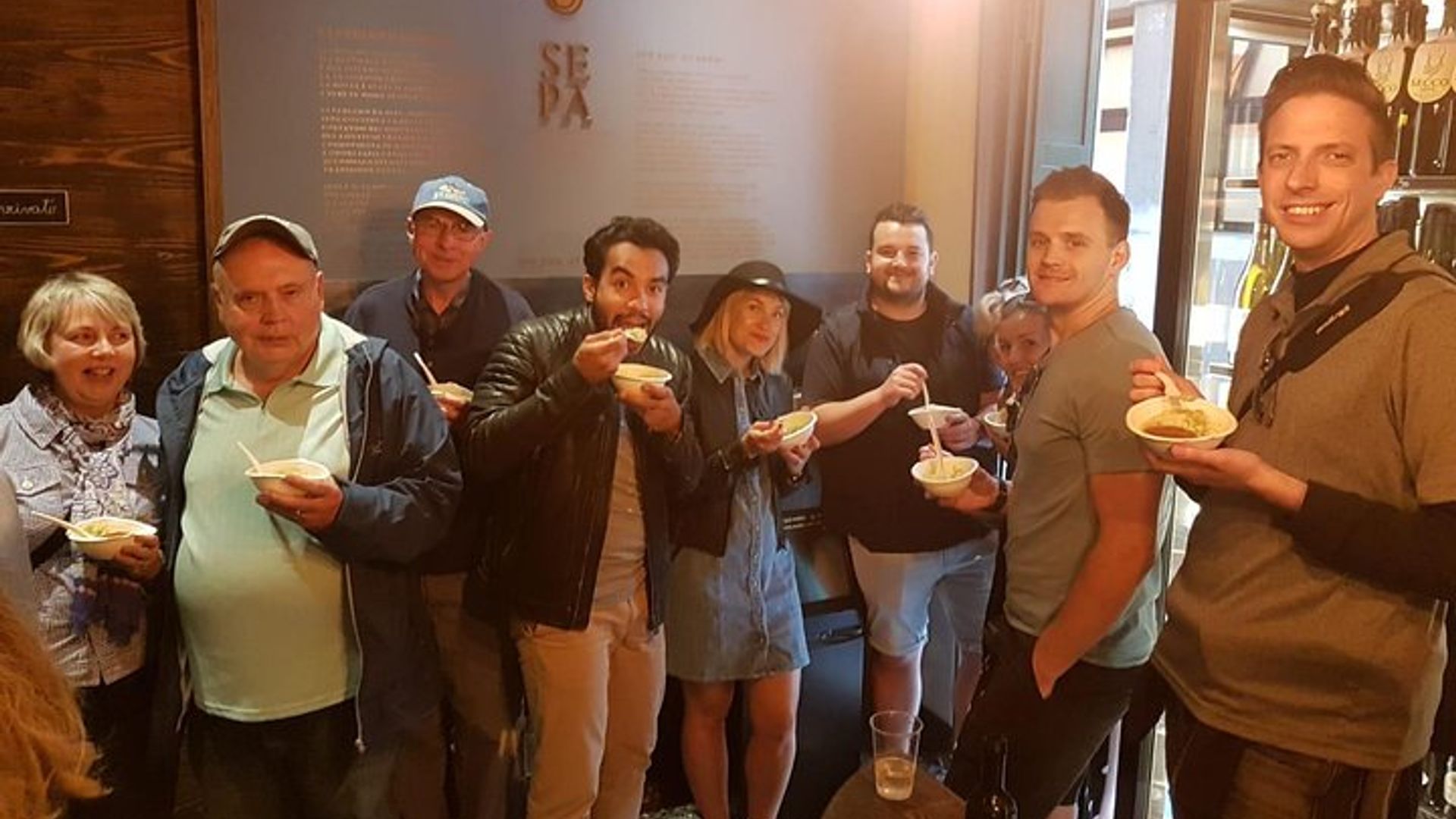 Comida de Rua em Veneza em Grupo Pequeno com Mercado de Rialto