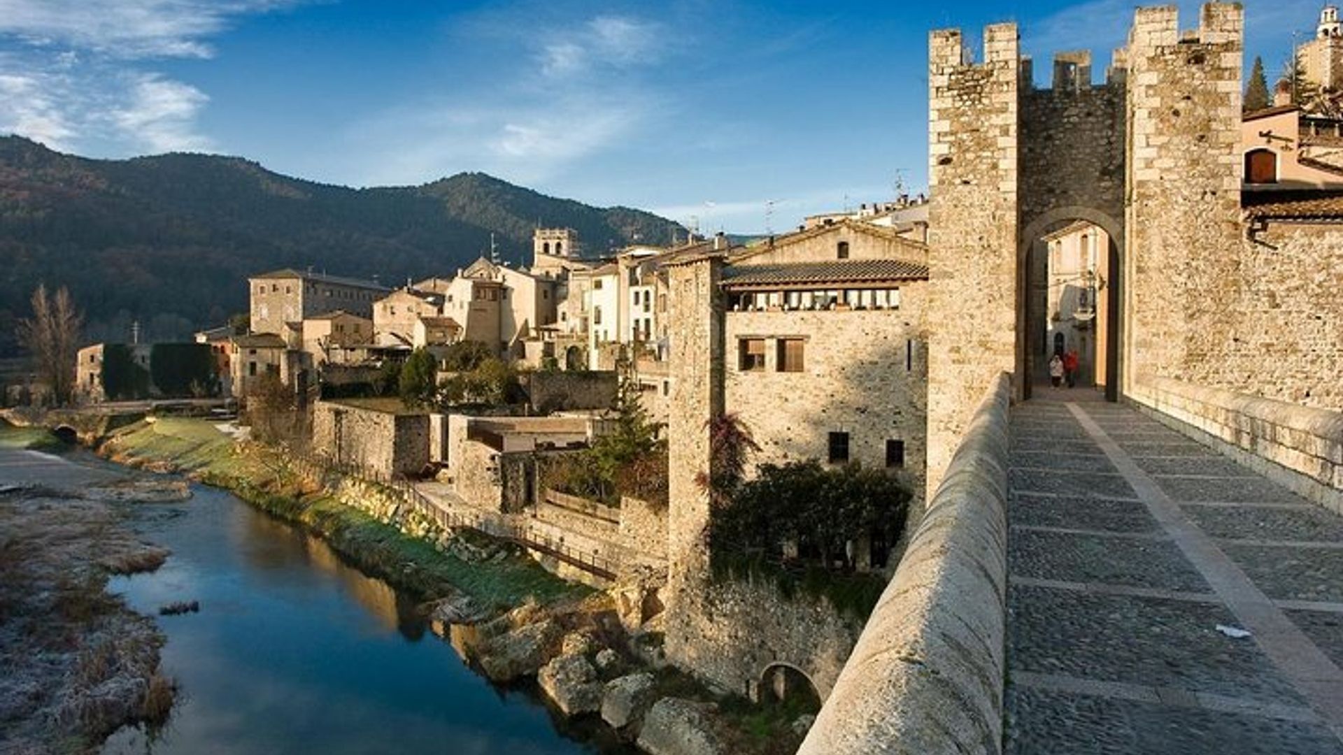 Private Tour: Get into one of the oldest medieval cities in Europe – Girona
