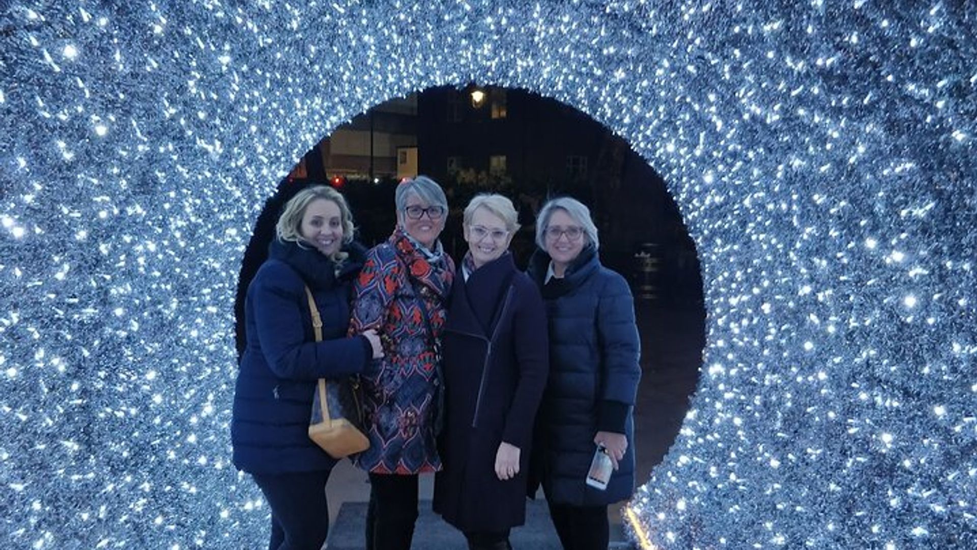 London Christmas Lights Private Taxi Tour image 2