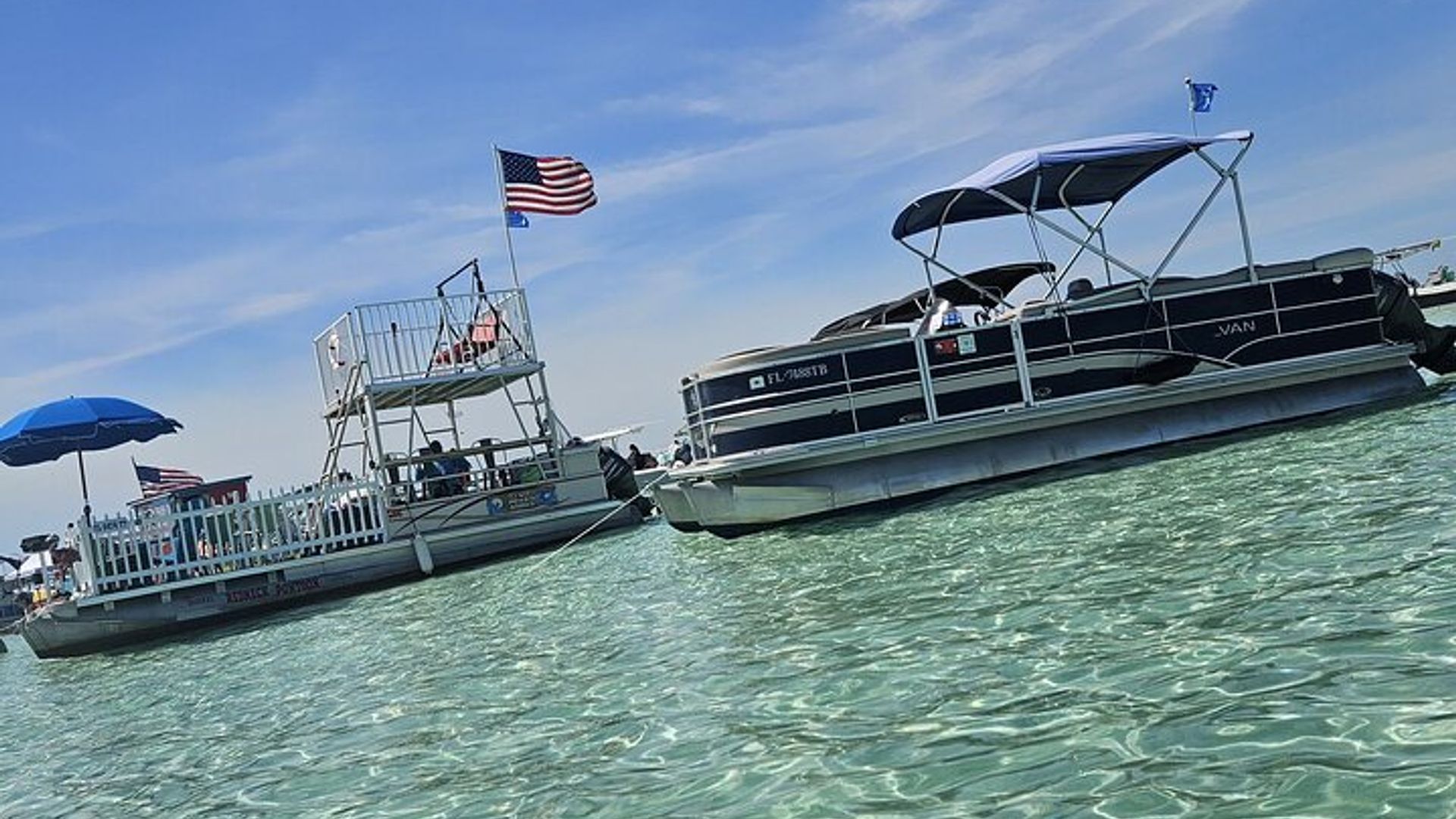 Alquiler de barcos capitaneados privados personalizables de Crab Island