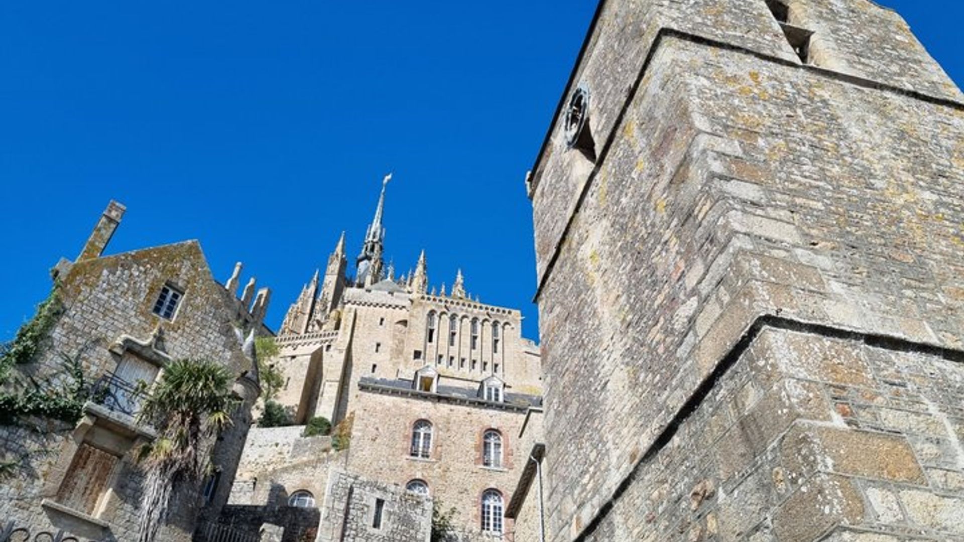 Mont-St-Michel Guided Walking Tour With Abbey Ticket