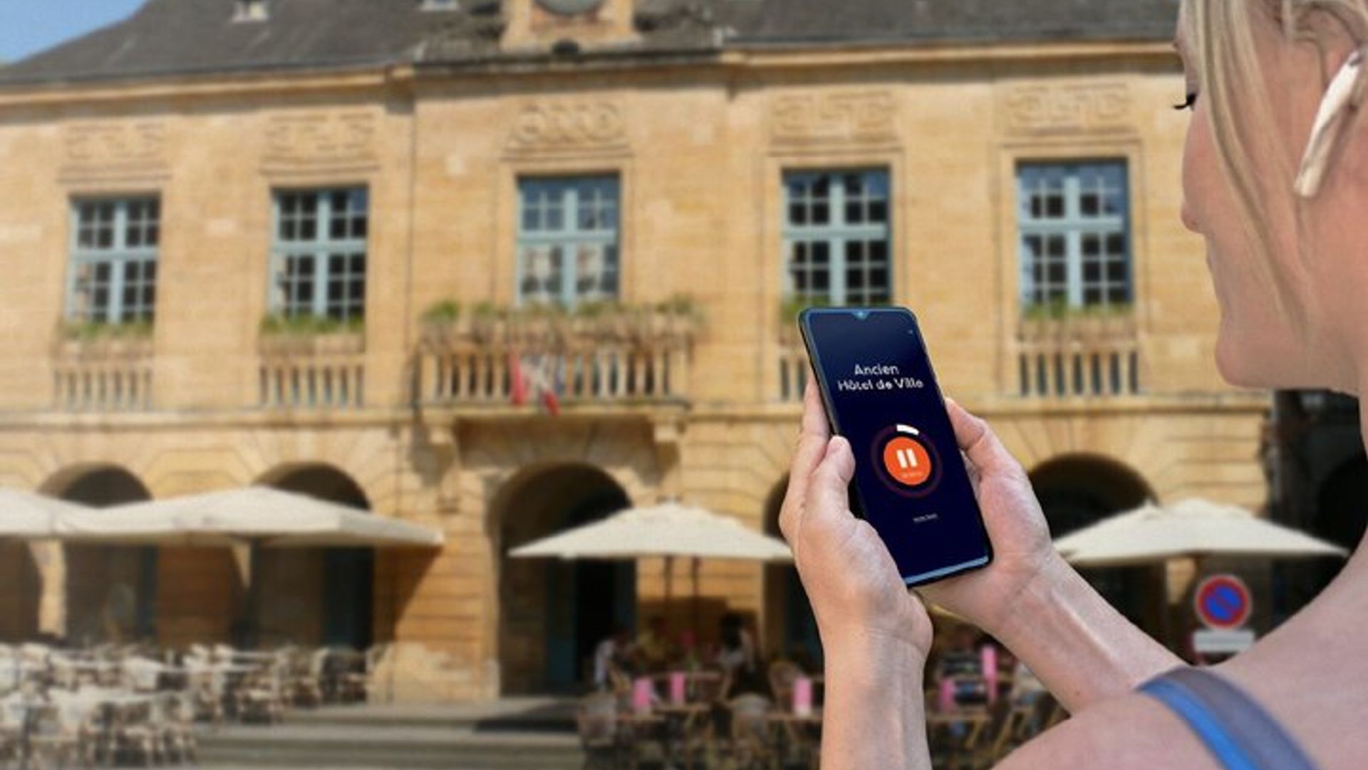 Sarlat-la-Caneda 1-hour audio guided walking tour and 15 audio commentaries