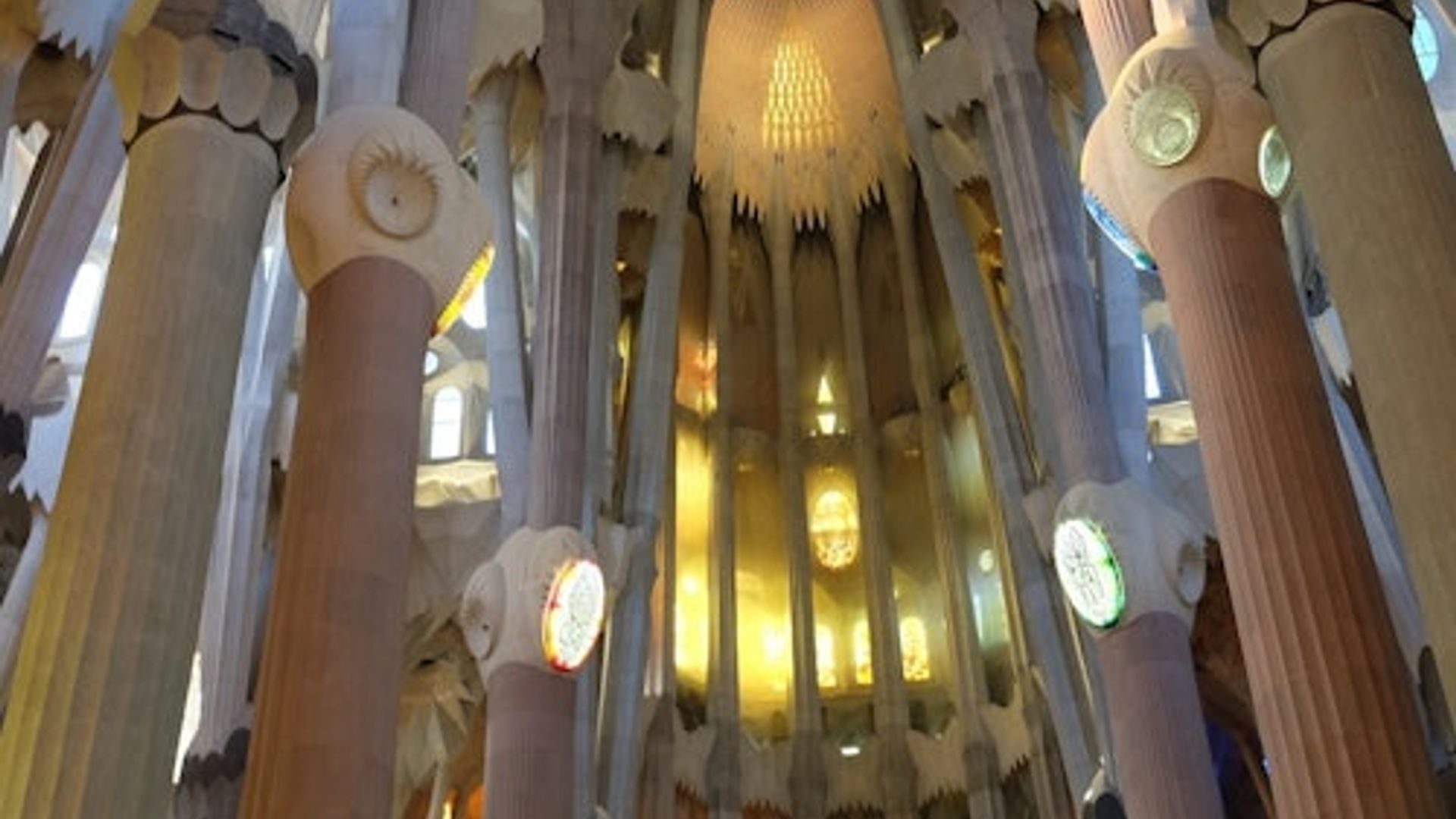 Sagrada Familia: Skip The Line Ticket + Small Group Guided Tour
