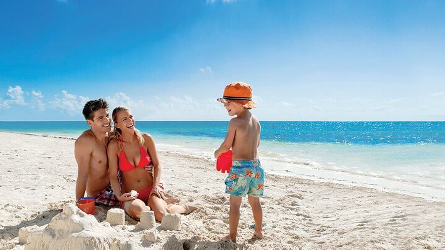 Negril Day Trip to Seven Mile Beach & Rick's Cafe w/Admission from Montego Bay