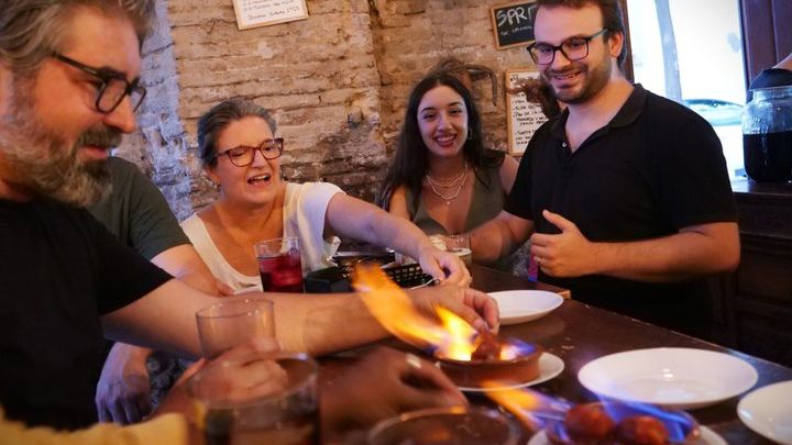 Seville Small-Group Food Tour With Local Guide and Drinks