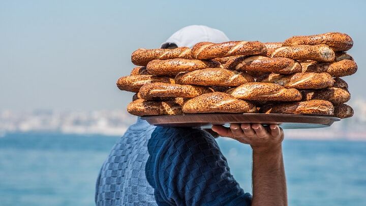 Istanbul Small-Group Local Neighborhoods Food Tour with Meals