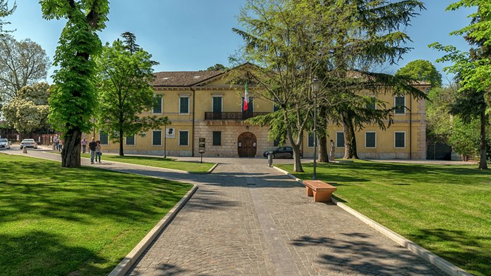 Peschiera del Garda Fortress Tour