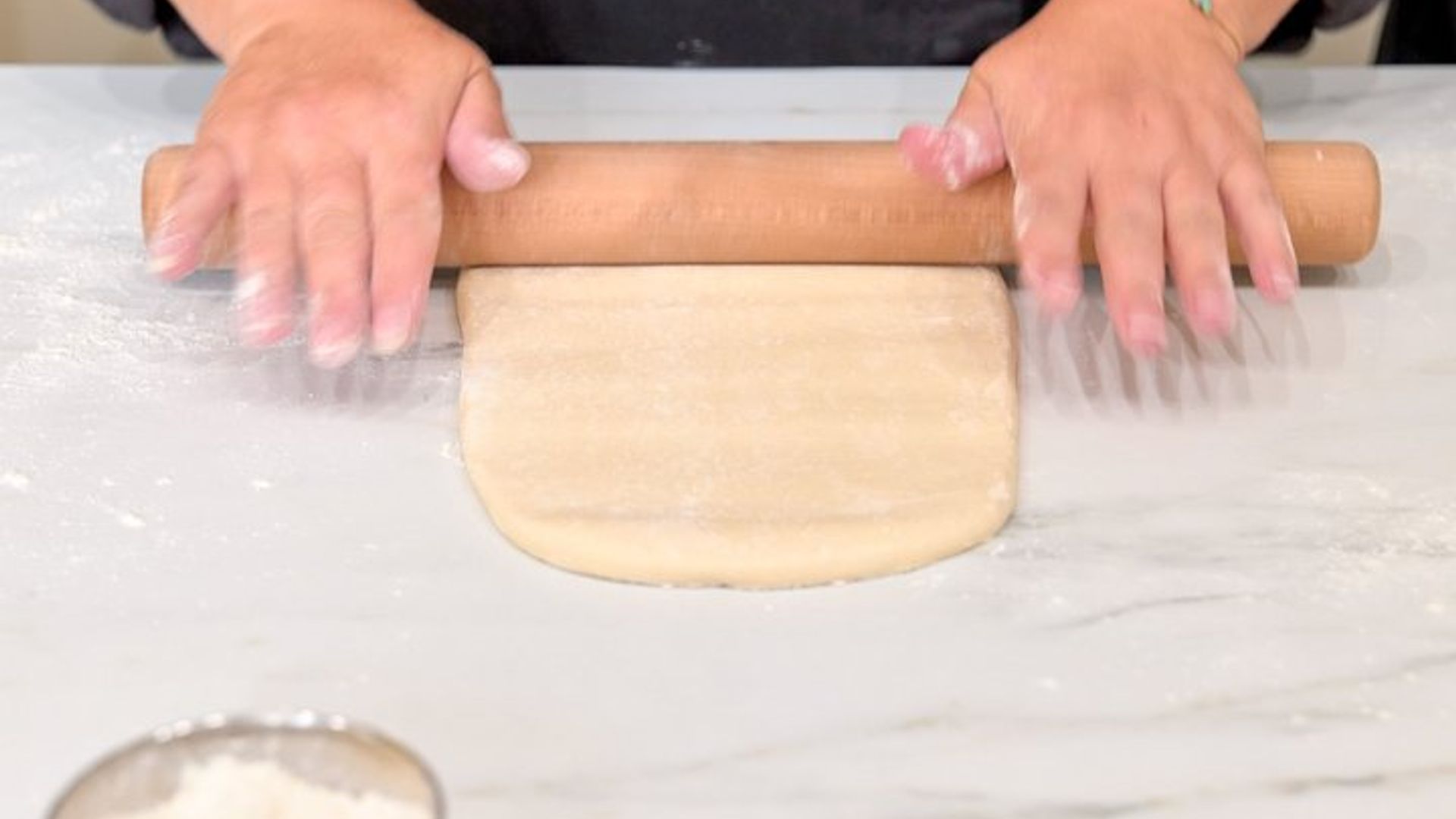 Make French croissants like a chef