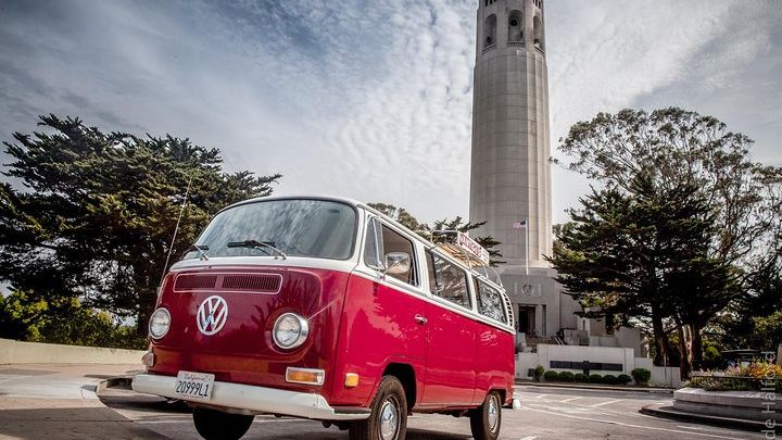 San Francisco Highlights Small-Group Tour in a Vintage VW Bus