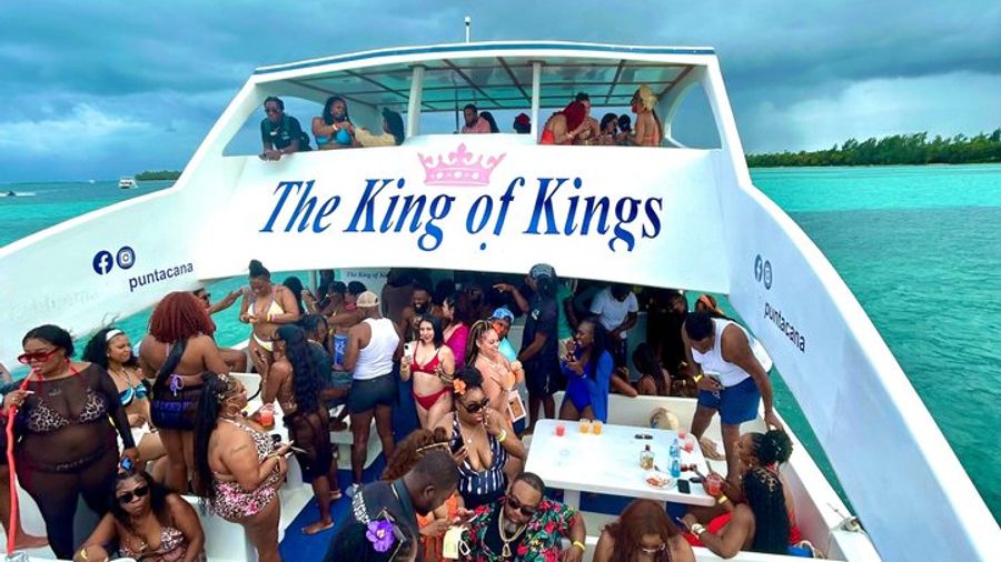Punta cana BiG mama hip Hop boat live Dj & free drinks