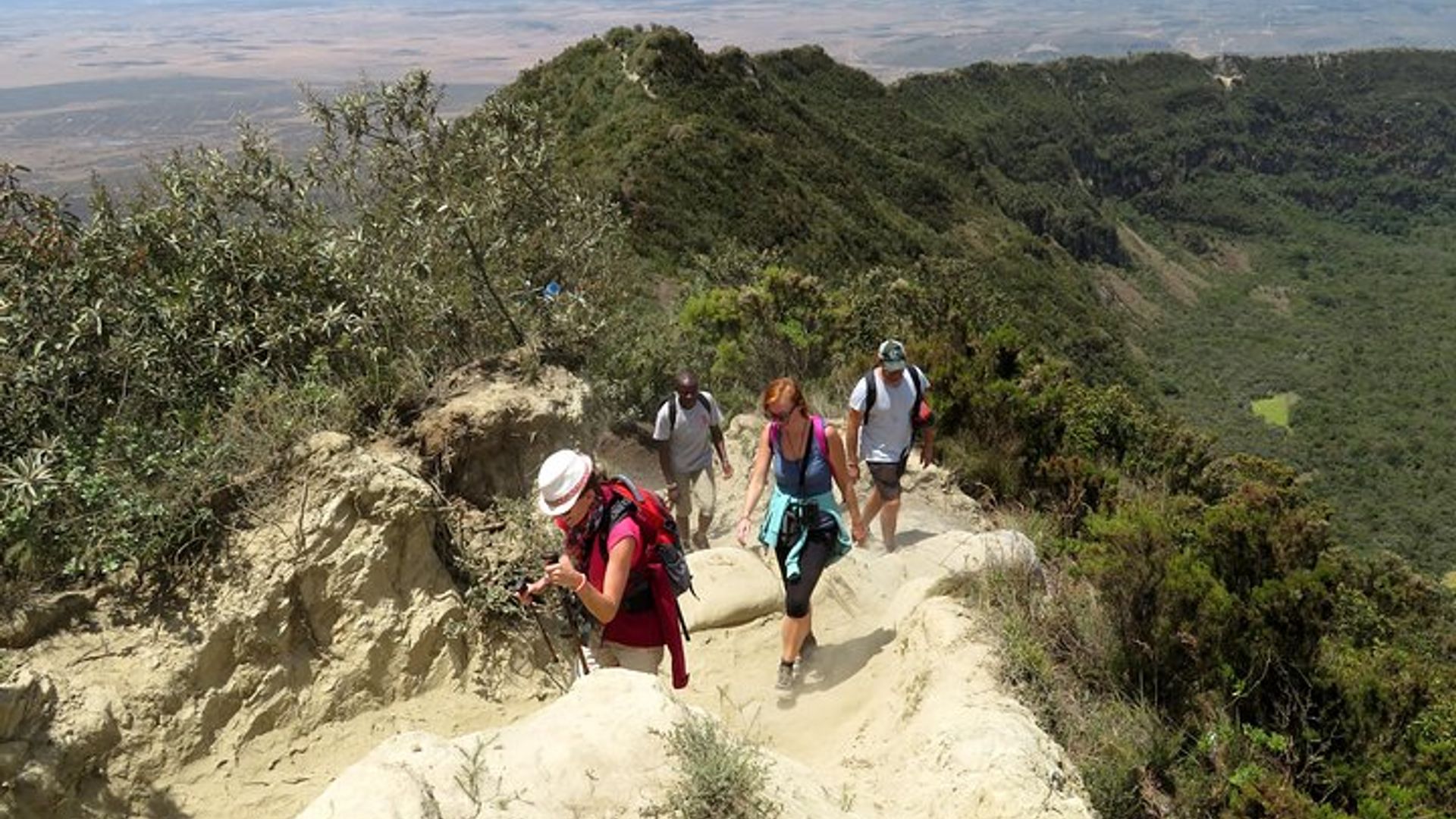 1 Day Hike to Mount Longonot