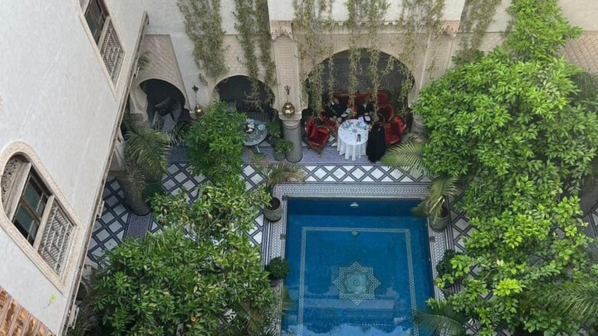 Private Guided Fez Medina Tour with Artisan Visits – Walking Tour