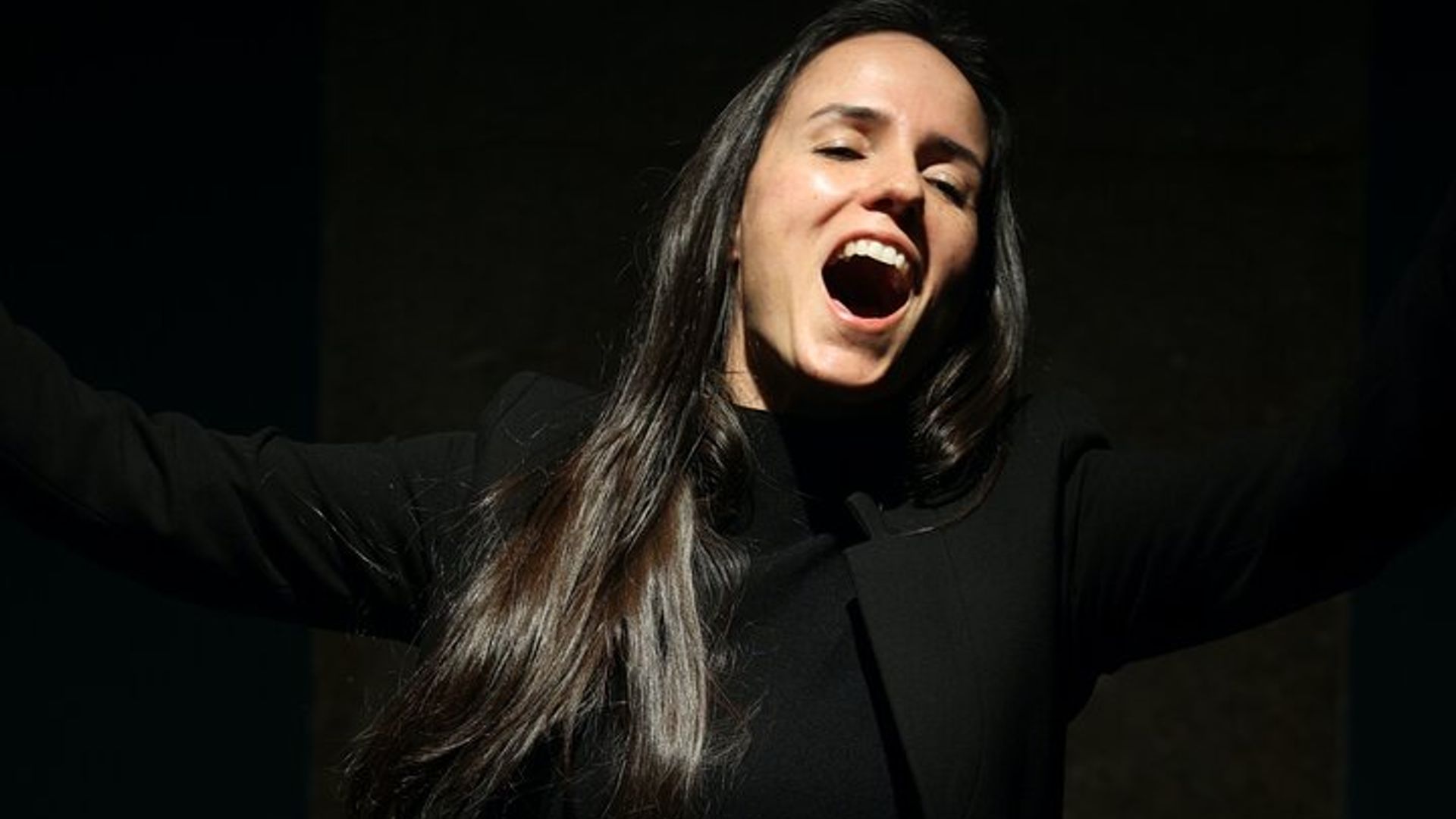 Porto : spectacle de fado et vin de Porto à la gare de São Bento