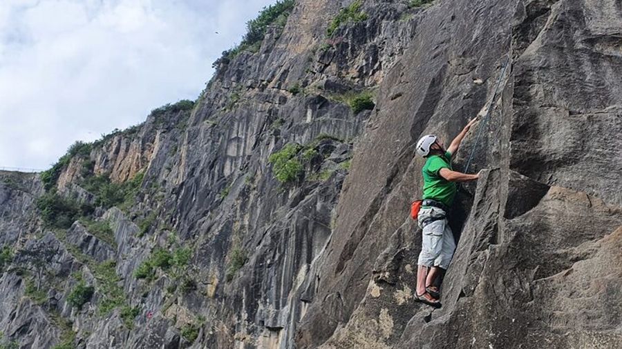 Bristol: Avon Gorge Half-Day Rock Climbing Experience