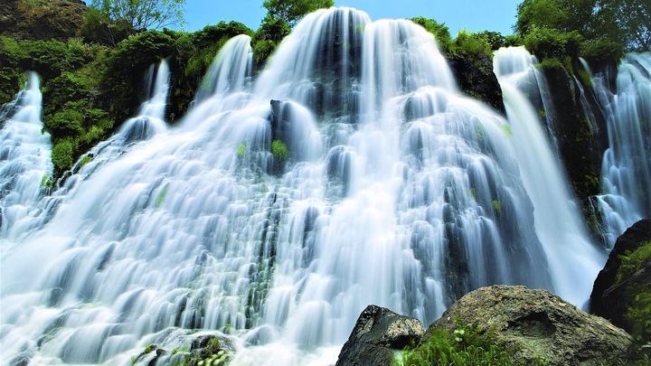 Full-Day Trip to Areni Winery, Tatev Monastery and Shaki water