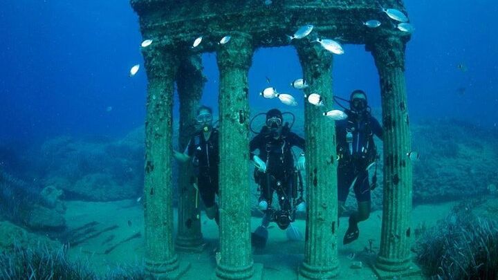 Side Scuba Diving Adventure with Lunch & Roundtrip Transfer