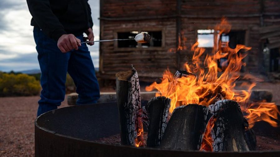 Kanab: Campfire, Stargazing, and Smores