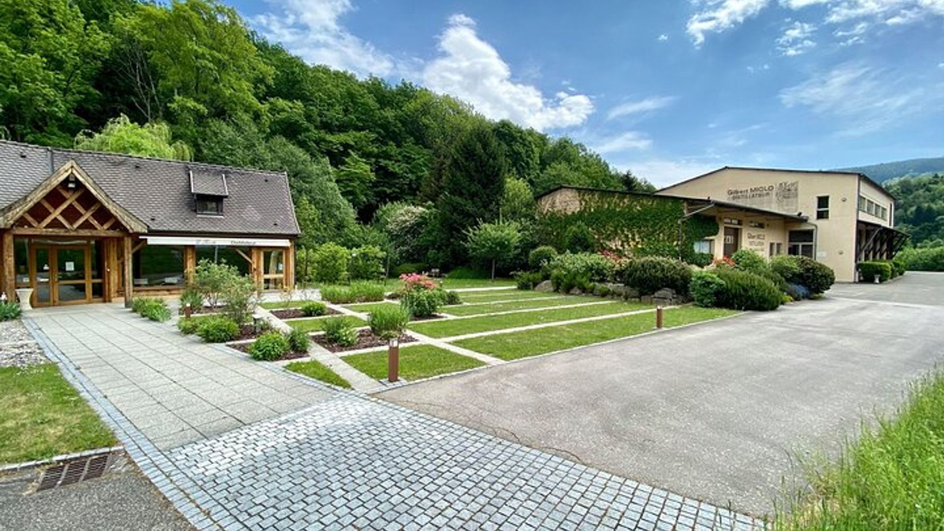 property.imageAlt