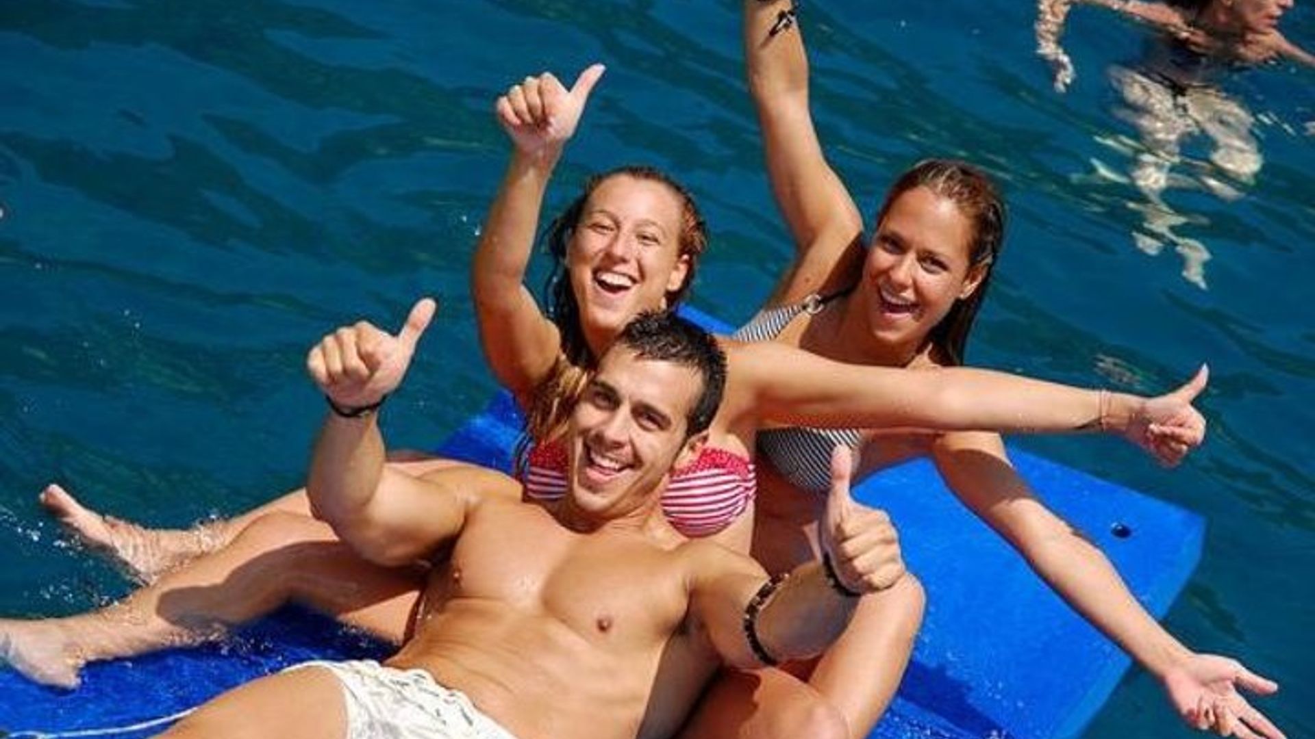 Barcelona Catamaran Party Boat Tour for Young People